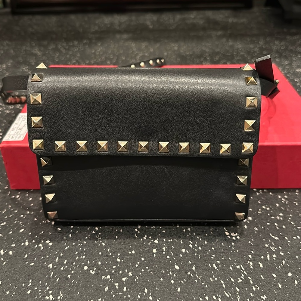Valentino Garavani Crossbody
